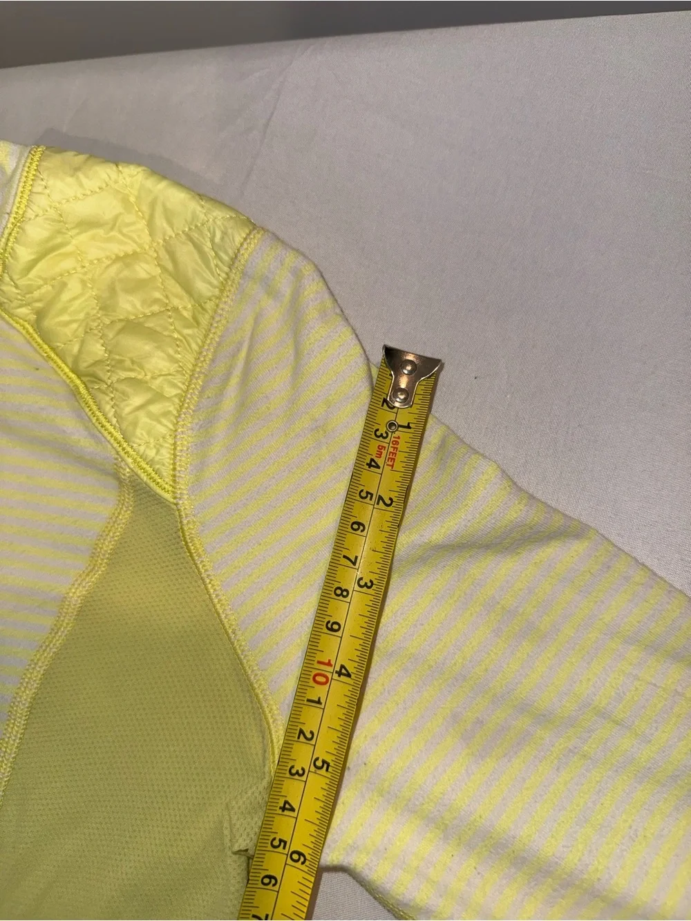 Lululemon Yellow Long Sleeve Quilted Shoulders and elbow Athletic Top Size 6